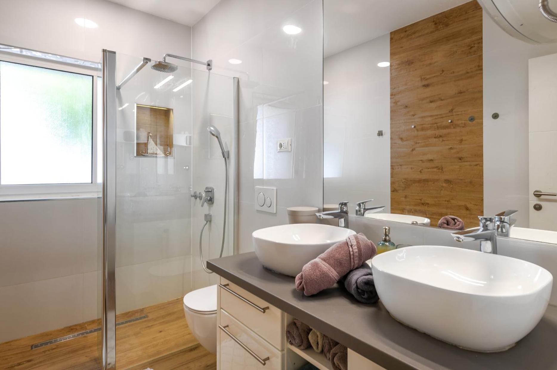 Pool Me Up! Apartment Sibenik Bagian luar foto